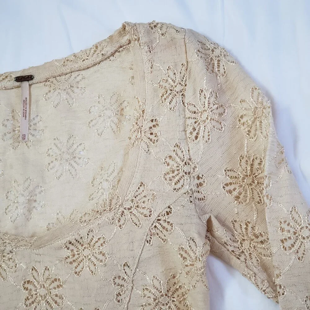 Free People reposhing this